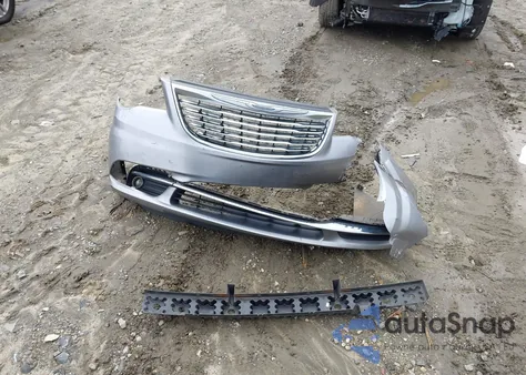 2014 Chrysler Town & Country Touring из США, поврежденный, VIN 2C4RC1BG3ER256032